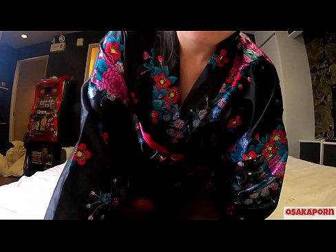 ❤️ Gənc cosplay qız bir atlı qadında fışqırma ilə orgazm olmaq üçün cinsi sevir. Həvəskar videoda ənənəvi yapon geyimində tüklü pişik və gözəl döşləri olan asiyalı qız sikişmə oyuncaqları ilə mastürbasyon nümayiş etdirir. Sakura 3 OSAKAPORN. ️❌ Porn video az.sexarxiv.ru ❌️❤