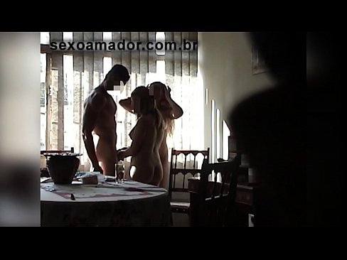 ❤️ Seks dostları nəhəng kişini və onunla birlikdə bir üçlüyü dəvət edirlər ️❌ Porn video az.sexarxiv.ru ❌️❤