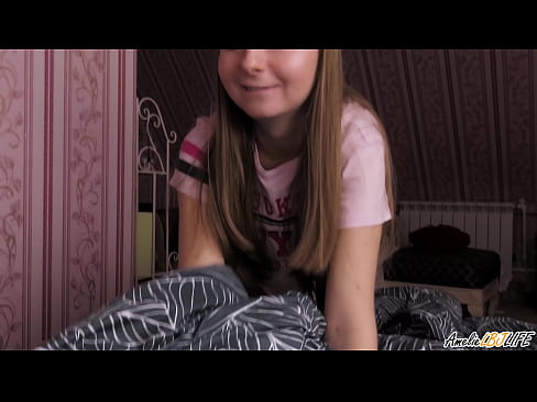 ❤️ Blondie onun BFF-ni dərindən sorur və ağzına boşaldır ️❌ Porn video az.sexarxiv.ru ❌️❤